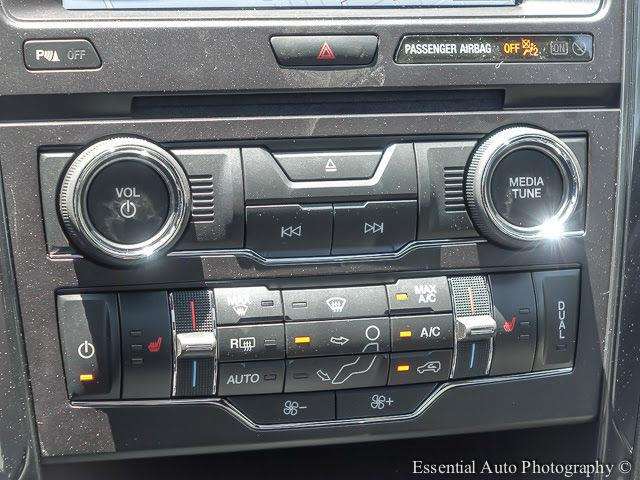 Ford Explorer 2017 photo 19